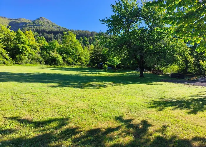 Bed & Breakfast Mas De Chalvagne